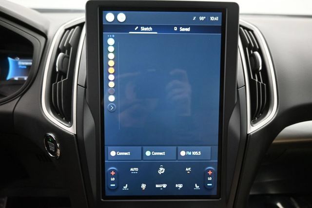 Used 2023 Ford Edge SEL w/ Cargo Accessory Package AWD/4WD image 16