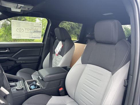 New 2025 Toyota Tacoma TRD Sport RWD image 14