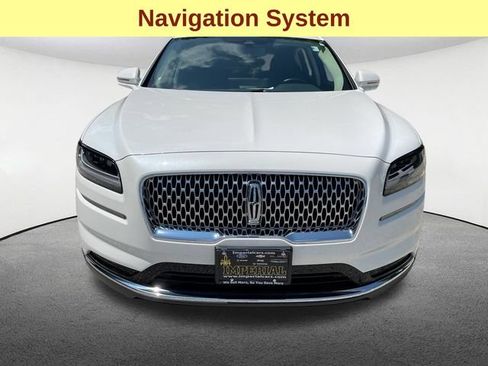 Used 2023 Lincoln Nautilus Reserve AWD/4WD image 4