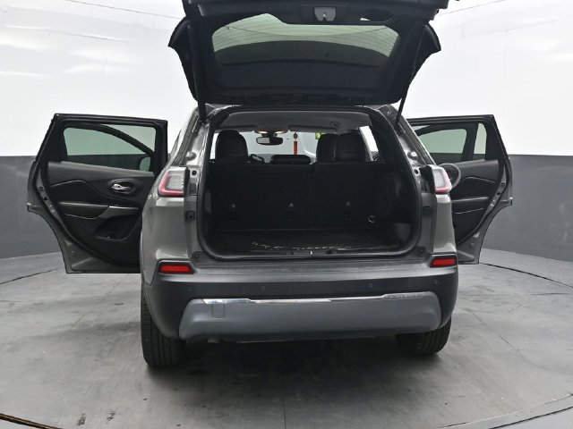 Used 2020 Jeep Cherokee Limited FWD image 56