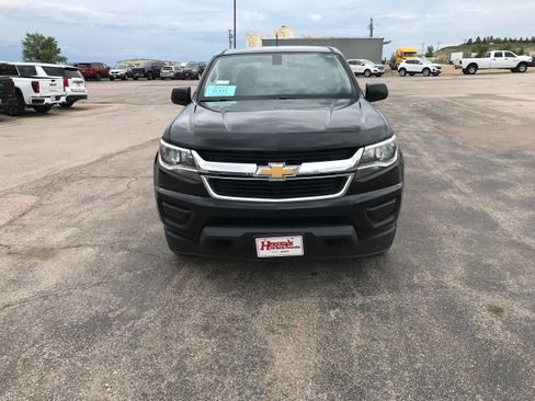 Used 2020 Chevrolet Colorado LT AWD/4WD image 3