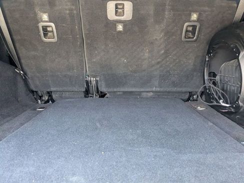 Used 2018 Jeep Wrangler Unlimited Rubicon image 28