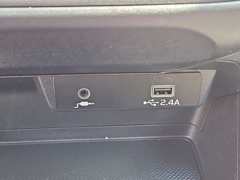 Certified 2024 Subaru Impreza 2.0i AWD/4WD image 9