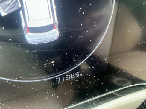 Certified 2023 Kia Niro Wave w/ Wave Preserve Package FWD image 9