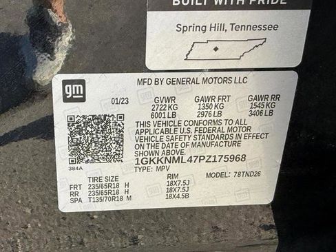 Used 2023 GMC Acadia SLT image 25