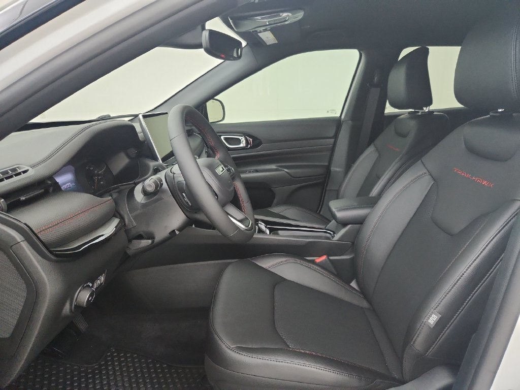 New 2026 Jeep Compass Trailhawk AWD/4WD image 18