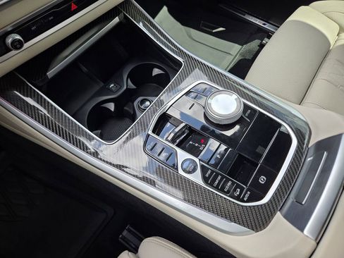 Used 2025 BMW X5 M60i AWD/4WD image 29