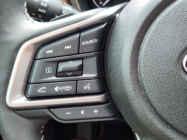 Certified 2025 Subaru Outback Limited AWD/4WD image 30