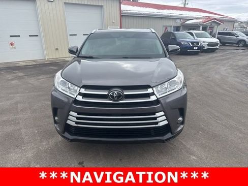 Used 2018 Toyota Highlander XLE image 8