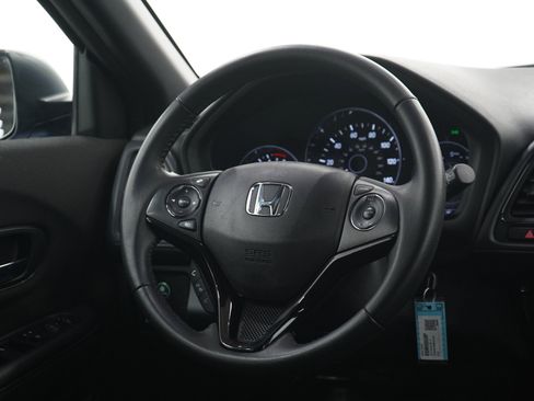 Used 2021 Honda HR-V Sport image 14