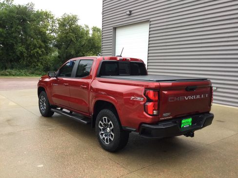 Used 2025 Chevrolet Colorado Z71 w/ LPO, Skid Plate Package AWD/4WD image 7