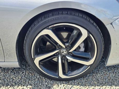 Used 2019 Honda Accord Sport image 9