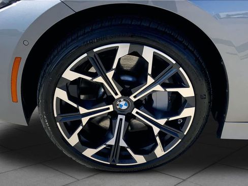 Used 2025 BMW 330i Sedan RWD image 10