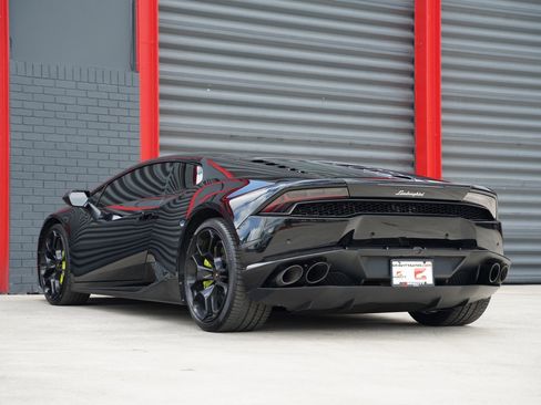Used 2016 Lamborghini Huracan LP 610-4 image 2