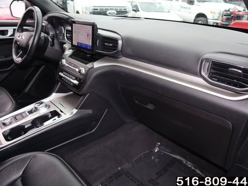 Used 2020 Ford Explorer XLT w/ Equipment Group 202A image 33
