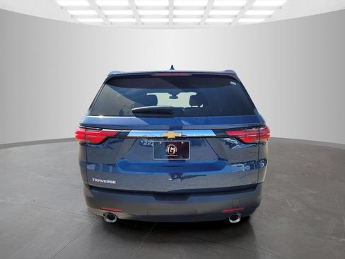 Used 2023 Chevrolet Traverse LS FWD image 5