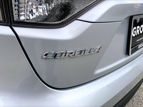 Used 2024 Toyota Corolla LE image 29