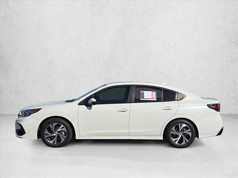 Used 2024 Subaru Legacy Premium AWD/4WD image 9