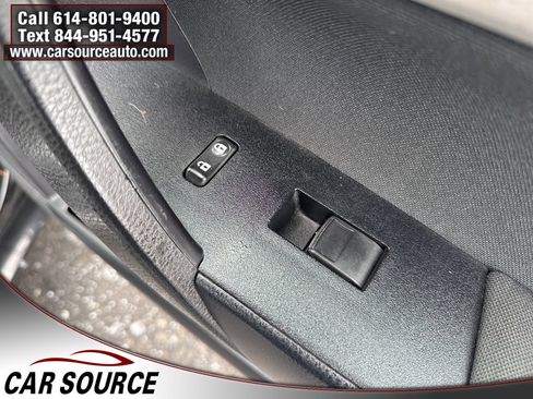 Used 2016 Toyota Corolla L image 31