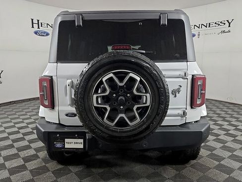 Used 2024 Ford Bronco Outer Banks AWD/4WD image 6