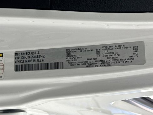 Used 2021 Jeep Gladiator Willys image 31