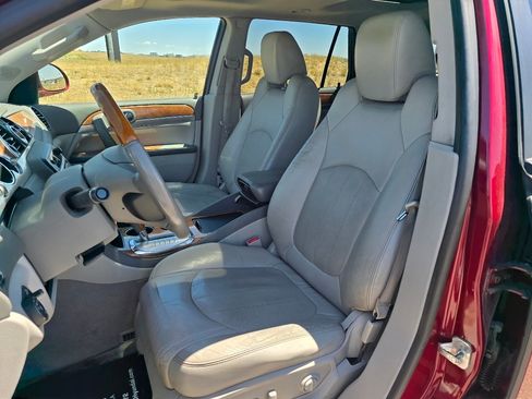 Used 2010 Buick Enclave CXL AWD/4WD image 13