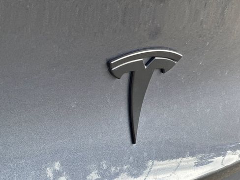 Used 2022 Tesla Model Y Performance AWD/4WD image 30