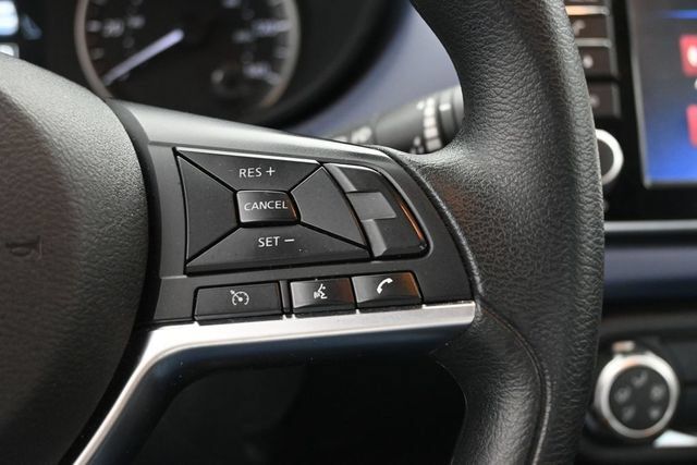 Used 2024 Nissan Versa SV FWD image 29