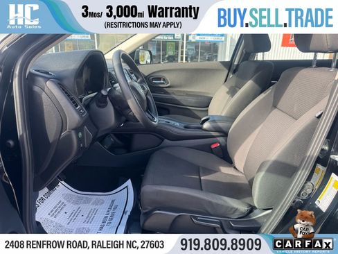Used 2022 Honda HR-V LX image 11