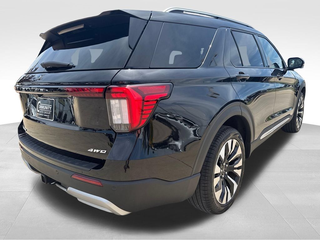 Used 2025 Ford Explorer Platinum w/ LUX Leather Package AWD/4WD image 6