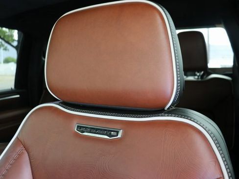 Used 2025 GMC Sierra 3500 Denali Ultimate image 20