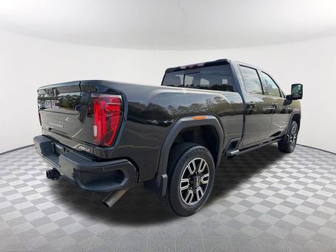 Used 2022 GMC Sierra 2500 AT4 w/ AT4 Premium Plus Package image 5