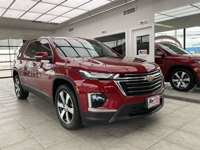 Used 2023 Chevrolet Traverse LT w/ LT Premium Package