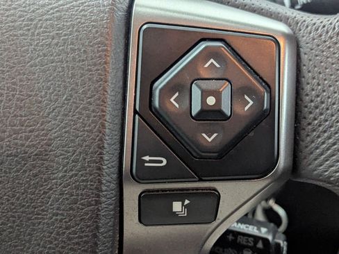 Used 2021 Toyota Tacoma SR5 image 24