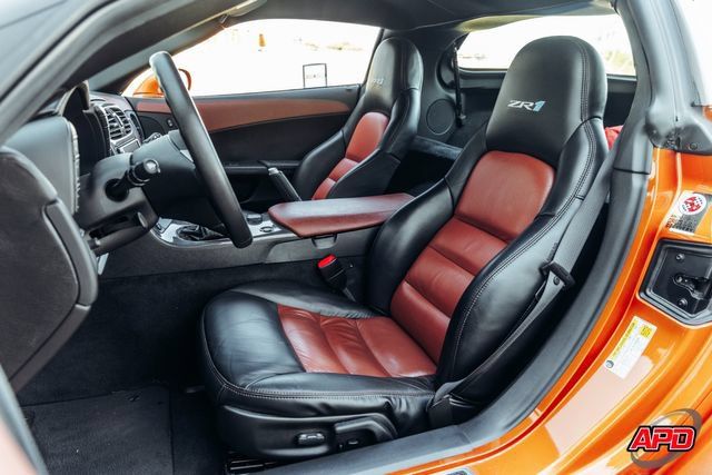 Used 2009 Chevrolet Corvette ZR1 w/ Preferred Equipment Group RWD image 5