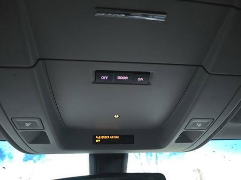 Used 2019 GMC Yukon SLE image 25