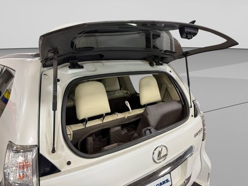 Used 2015 Lexus GX 460 w/ Premium Package AWD/4WD image 45