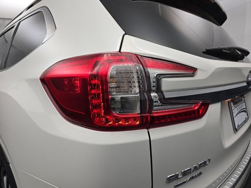 Used 2024 Subaru Ascent Limited w/ Technology Package image 14