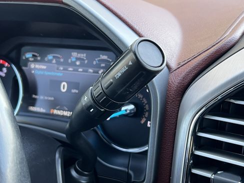 Used 2019 Ford F350 Platinum w/ Platinum Ultimate Package image 32