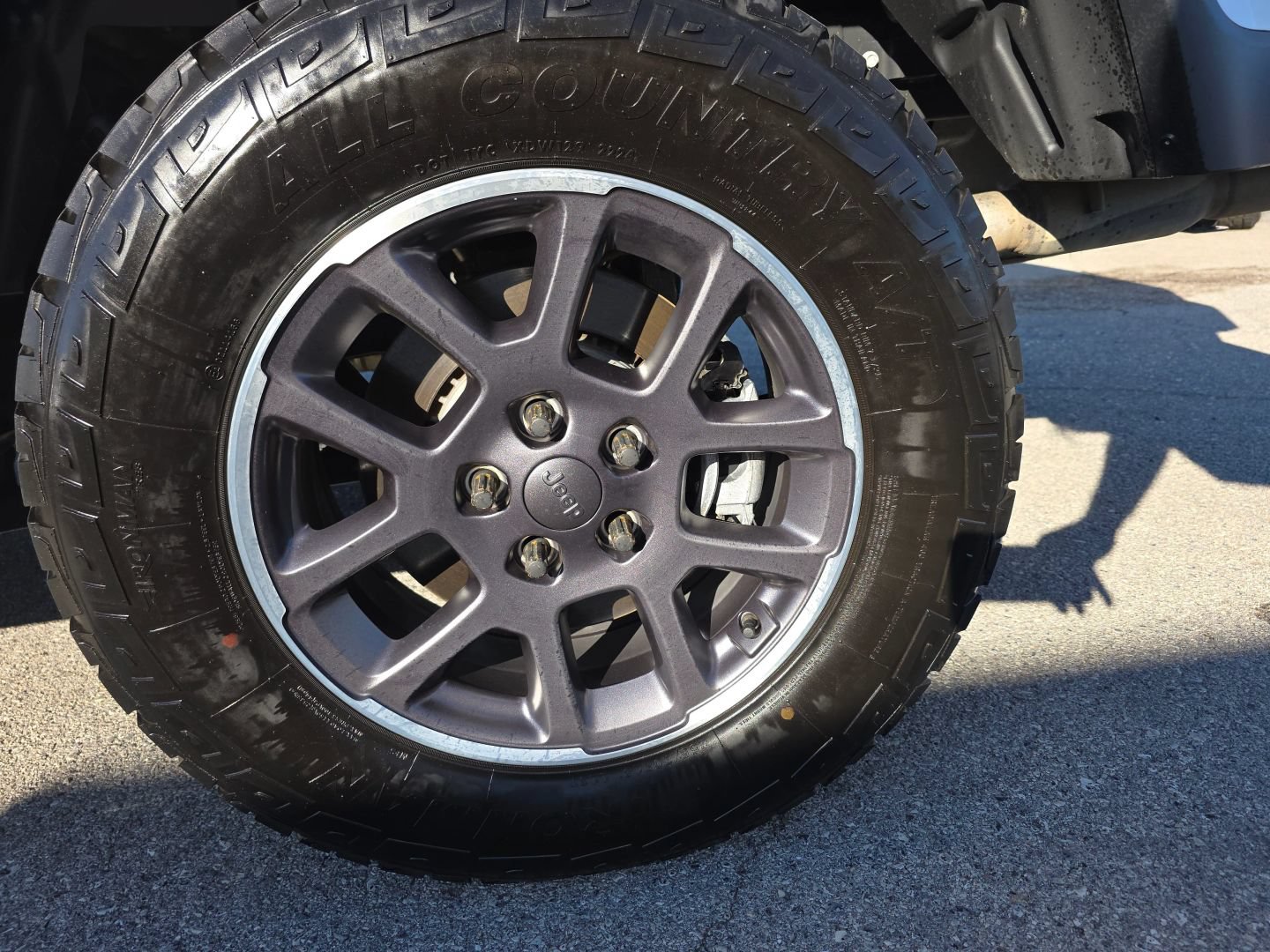 Used 2021 Jeep Gladiator Overland AWD/4WD image 27