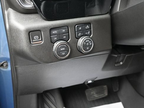 Used 2024 Chevrolet Silverado 3500 High Country w/ Z71 Off-Road Package AWD/4WD image 14