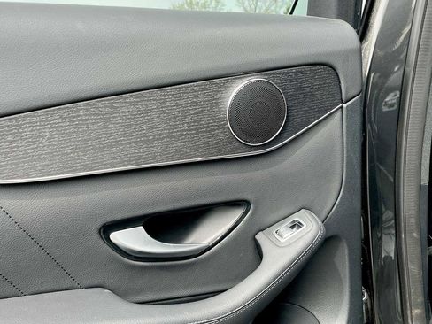 Used 2022 Mercedes-Benz GLC 300 4MATIC image 26