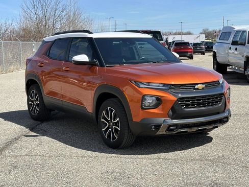 Certified 2023 Chevrolet TrailBlazer ACTIV w/ Sun and Liftgate Package image 6