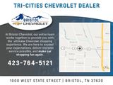 Used 2025 Chevrolet Trax LT image 2