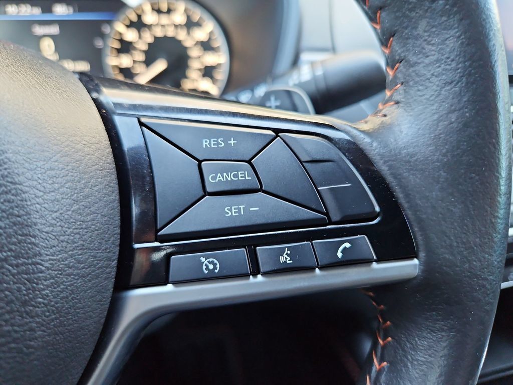 Used 2024 Nissan Altima 2.5 SR FWD image 23