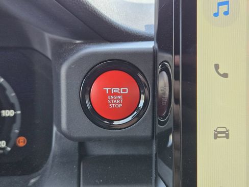 Used 2024 Toyota Tacoma TRD Off-Road w/ TRD Off Road Premium Package AWD/4WD image 22
