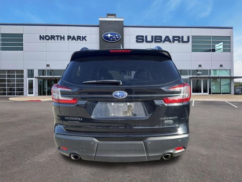 Used 2023 Subaru Ascent Onyx Edition image 4