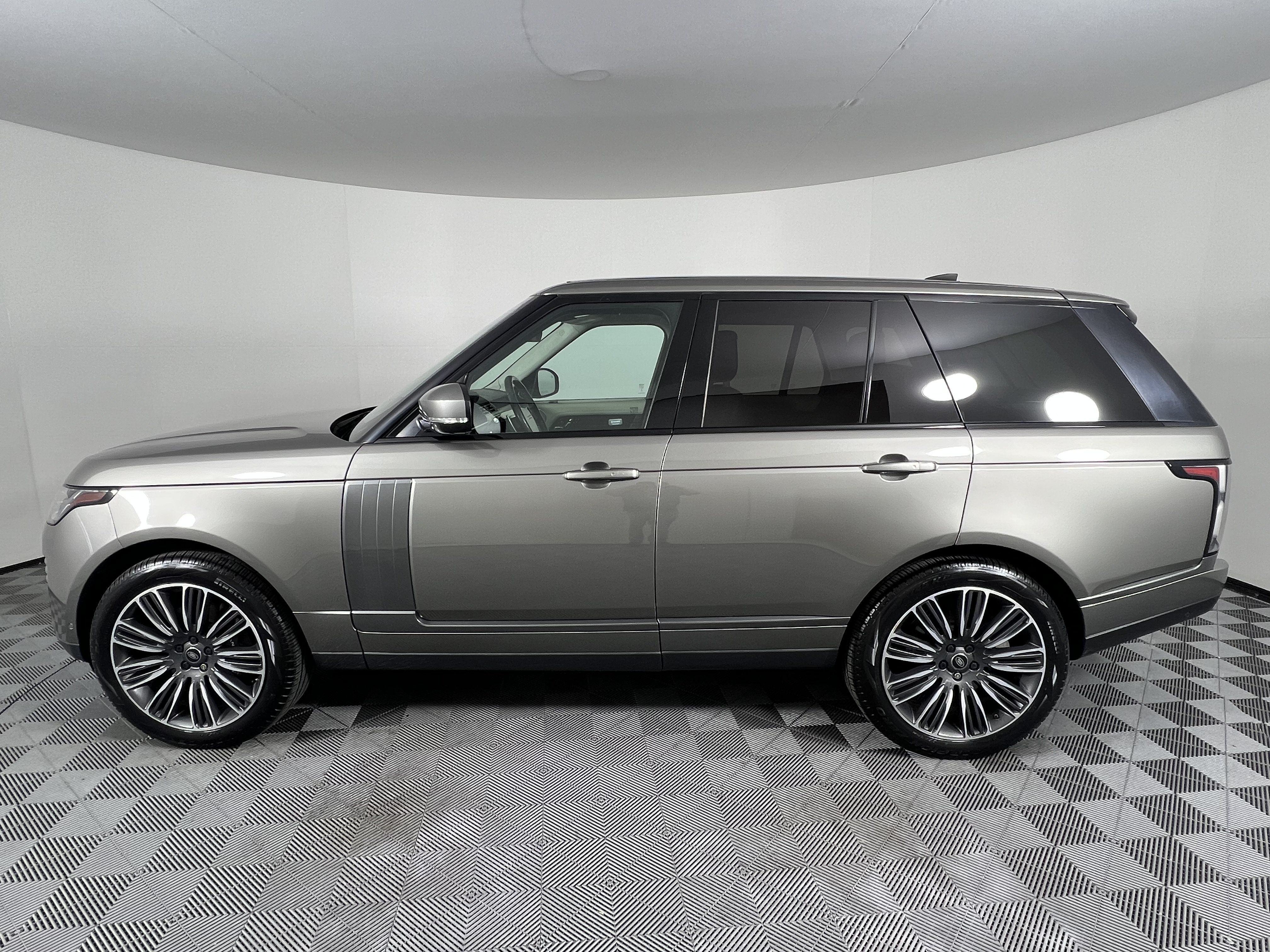 Used 2018 Land Rover Range Rover Autobiography AWD/4WD image 9