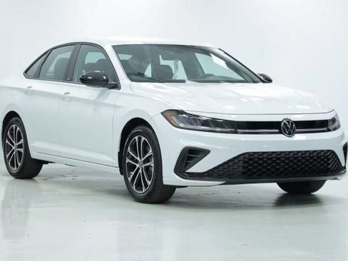 New 2026 Volkswagen Jetta Sport FWD image 3
