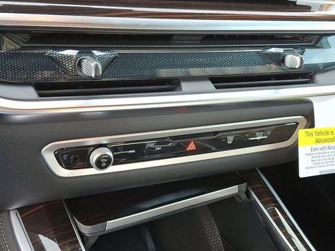 New 2026 BMW X5 xDrive50e image 14